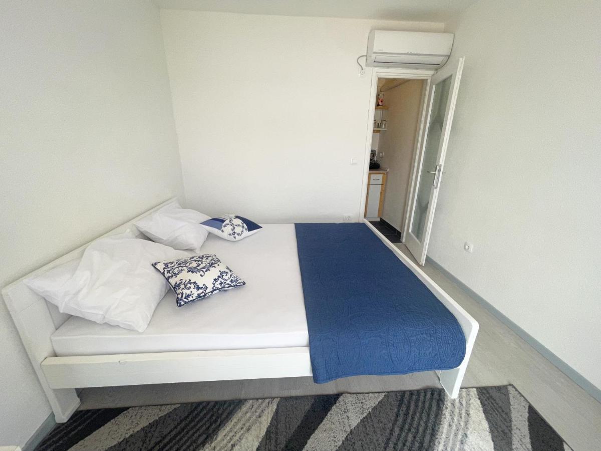 Apartmani Fabijan&Florijan Dramalj Exterior photo